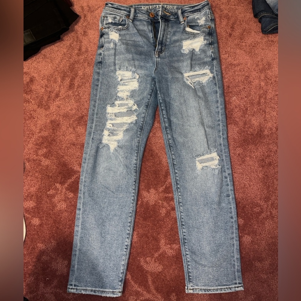 American Eagle High-Rise Distressed Mom Jeans